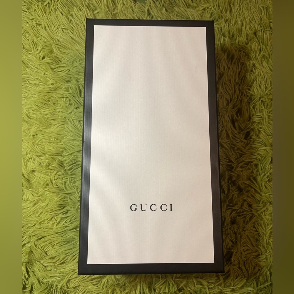 GUCCI empty shoe box with two dust bags